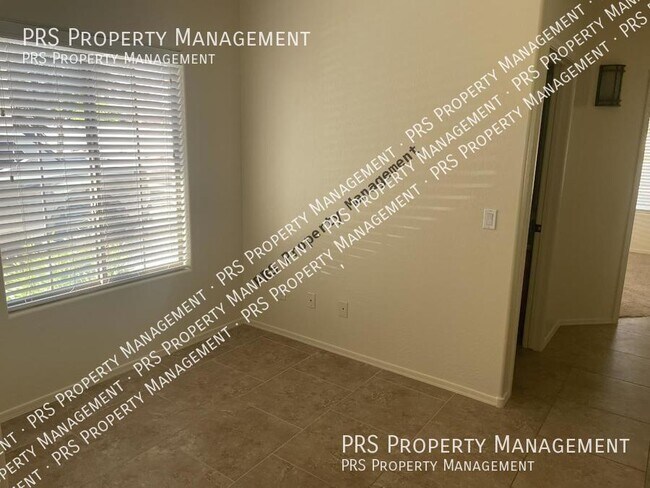 2197 N Arbor Ln Chandler, AZ 85225 photo 4