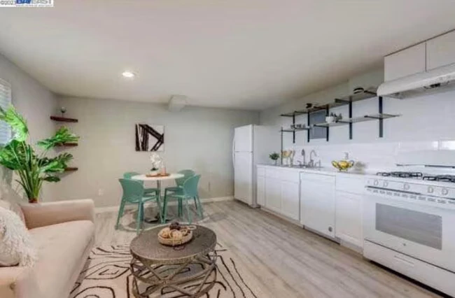 25705 Westview Way Hayward, CA 94542 photo 4