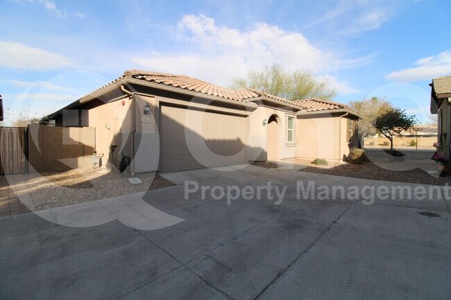 1343 N Balboa Mesa, AZ 85205 photo 2
