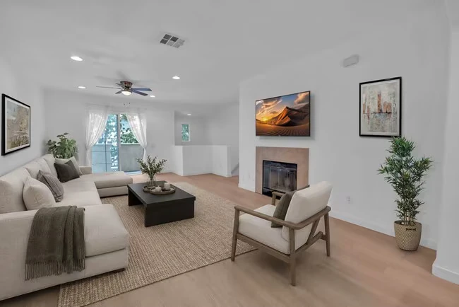 766 Broadway Chula Vista, CA 91910 photo 2