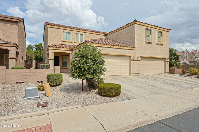 8792 W Pershing Ave photo 2