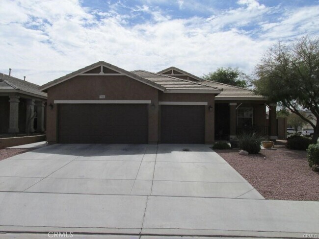 10639 W Alex Ave Peoria, AZ 85382 photo 2