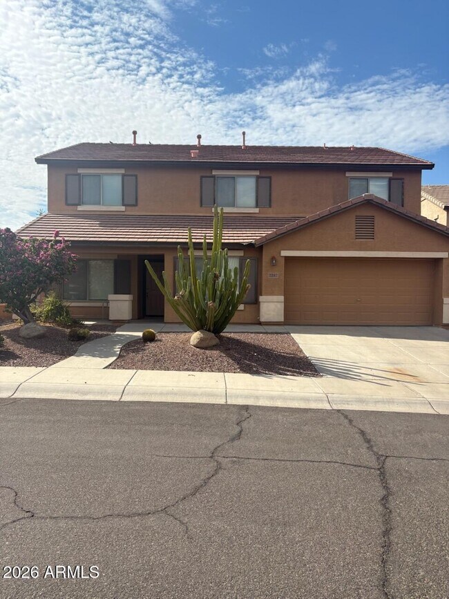 2217 W Steed Ridge Phoenix, AZ 85085 photo 2