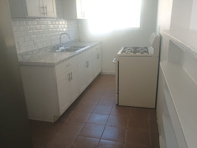 1514 E Roosevelt St Phoenix, AZ 85006 photo 4