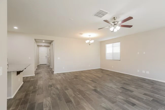 4150 W Ardmore Rd Phoenix, AZ 85339 photo 4