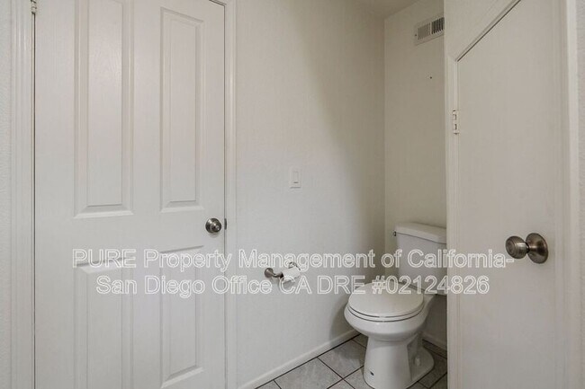 7105 Berry Park Ln Lemon Grove, CA 91945 photo 4