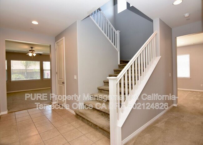 35139 Painted Rock St Winchester, CA 92596 photo 3