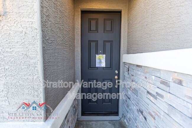 18377 W Ewers Dr Surprise, AZ 85374 photo 5