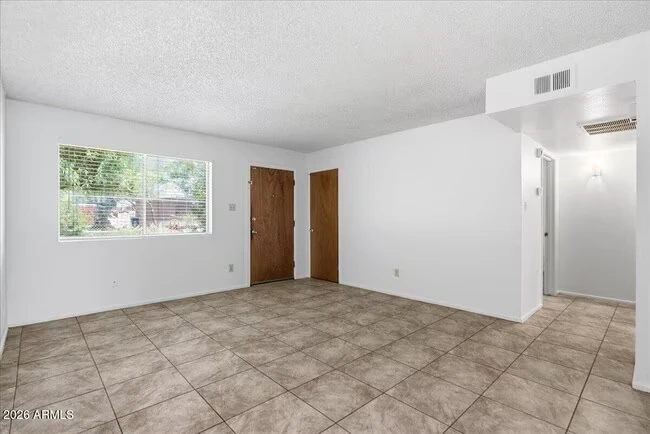 1321 E Carol Ave Phoenix, AZ 85020 photo 5