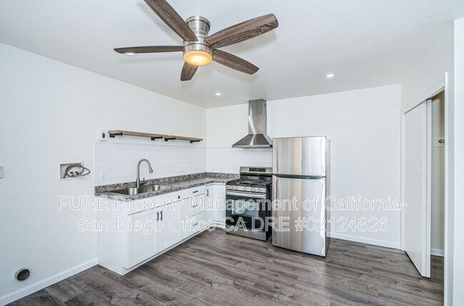 43 E J St Chula Vista, CA 91910 photo 2
