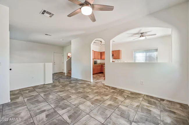 21838 N 41st St Phoenix, AZ 85050 photo 3