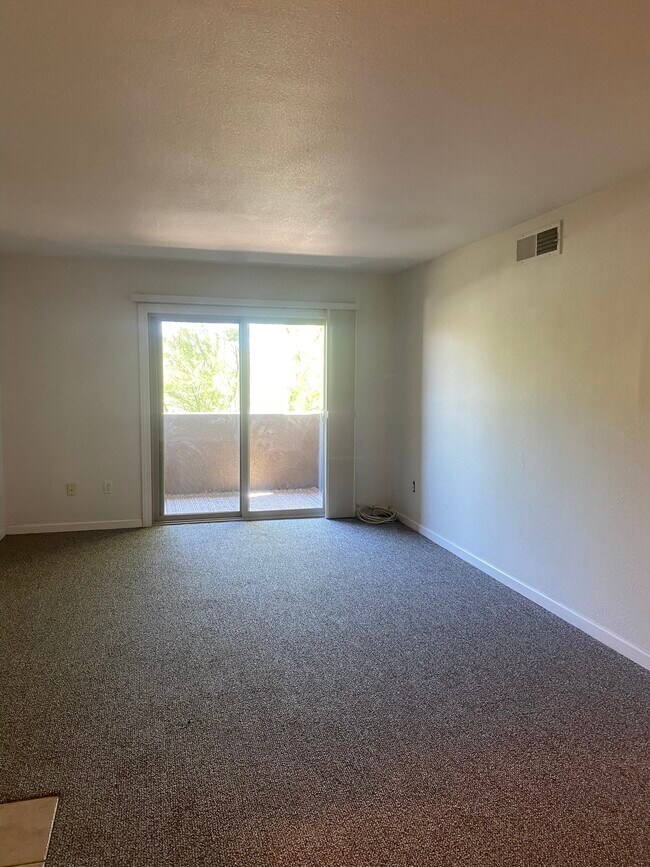 5877 N Granite Reef Rd Scottsdale, AZ 85250 photo 3
