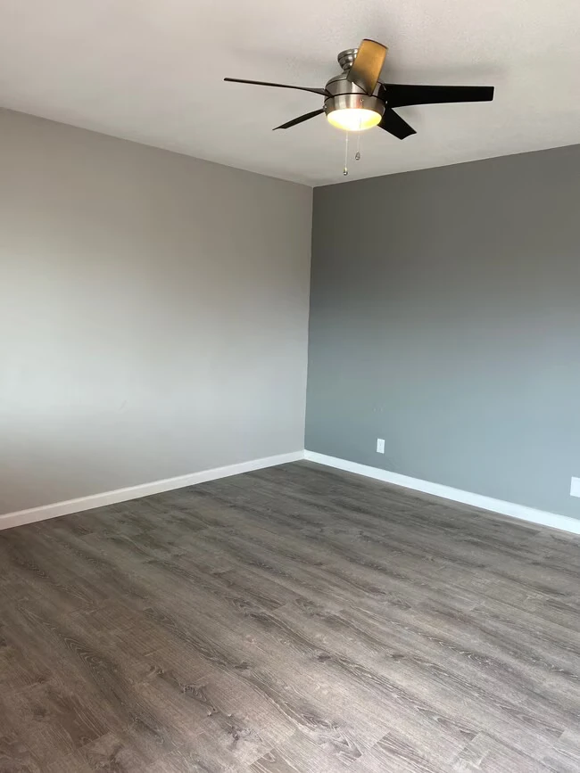 3221 N 36th St Phoenix, AZ 85018 photo 2