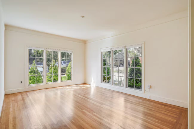 4121 Greenwood Ave Oakland, CA 94602