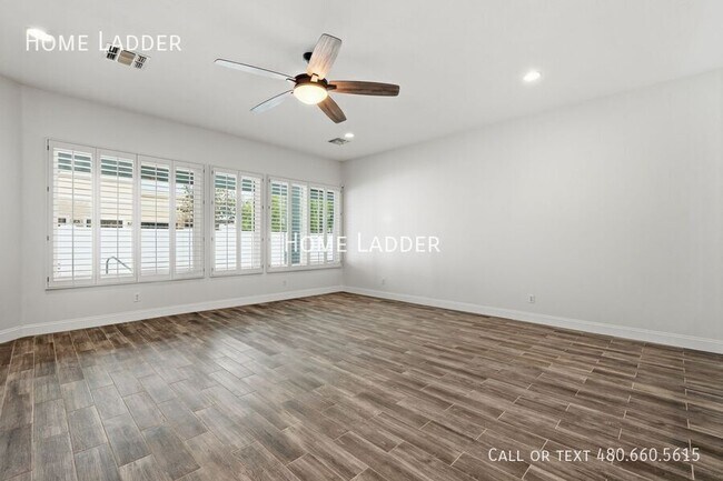 5080 S McClelland Dr Chandler, AZ 85248 photo 3