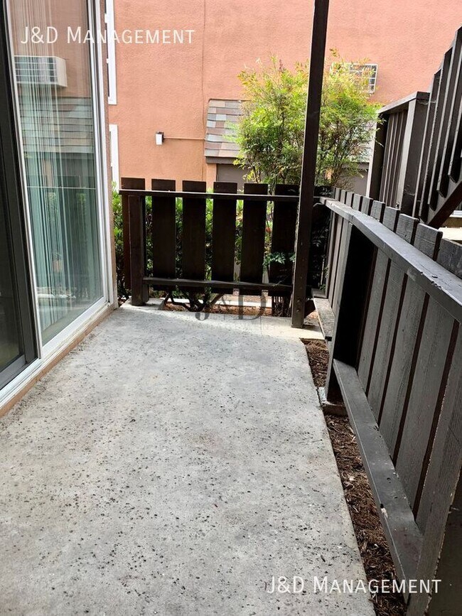 6555 Mt Ada Rd San Diego, CA 92111 photo 4