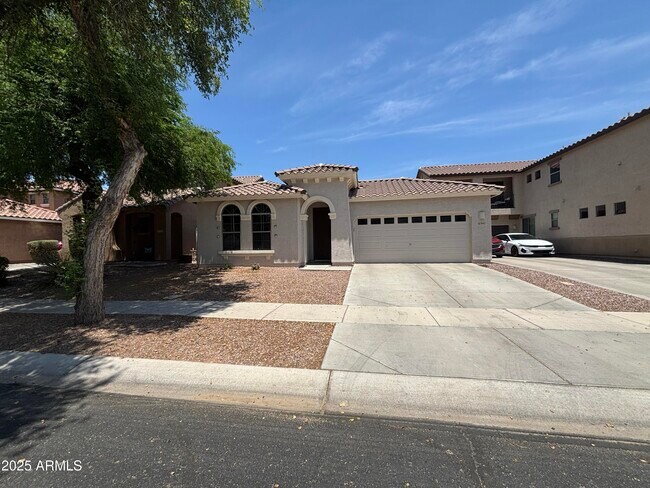 3942 E Claxton Ave Gilbert, AZ 85297 photo 2