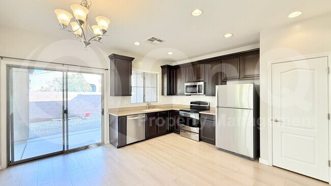 864 E Jacob St Chandler, AZ 85225 photo 5