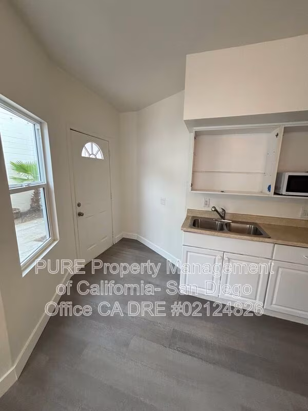 1611 30th St San Diego, CA 92102 photo 2