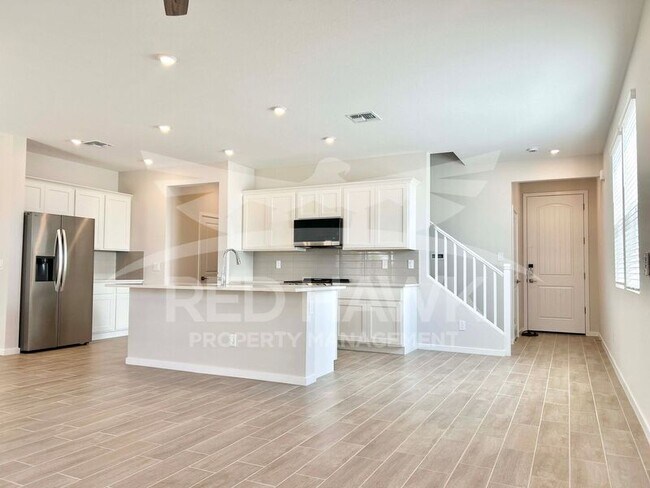 17307 W Villa Chula Ln Surprise, AZ 85387 photo 4