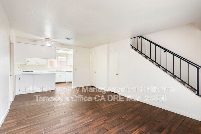 28940 Calle del Lago Murrieta, CA 92563 photo 3