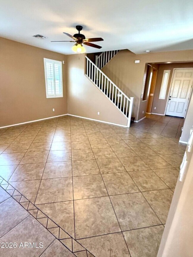 8821 S 40th Dr Phoenix, AZ 85339 photo 4