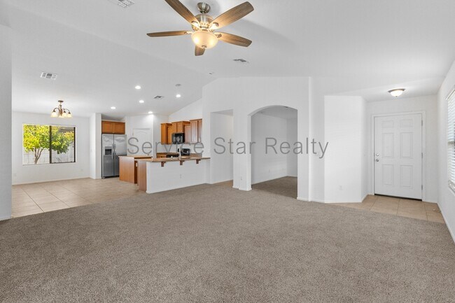 19557 W Morning Glory St Buckeye, AZ 85326 photo 5