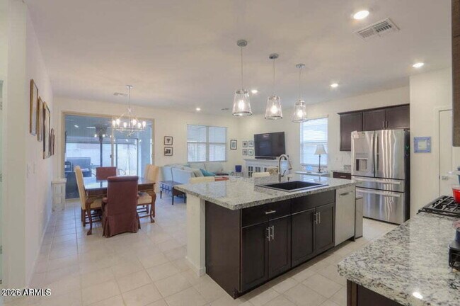 41575 W Saguaro Dr Maricopa, AZ 85138 photo 5