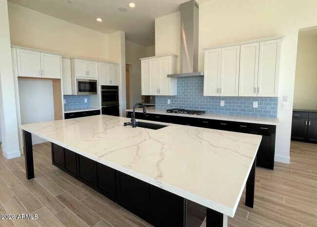 9273 W Country Club Trail Peoria, AZ 85383 photo 3