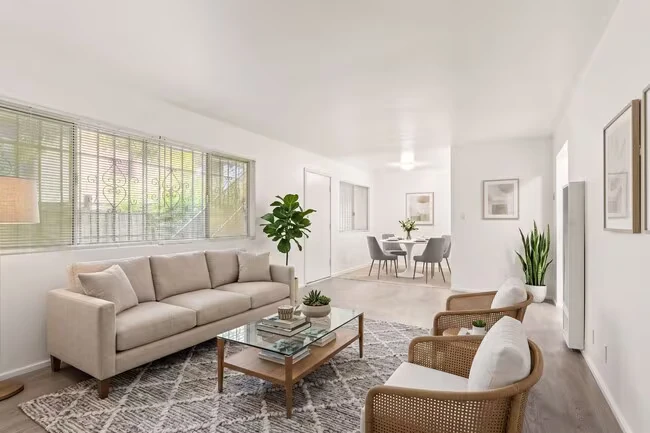 2674 Parker Ave Oakland, CA 94605