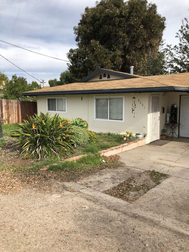 2221 Alton Pl Lemon Grove, CA 91945