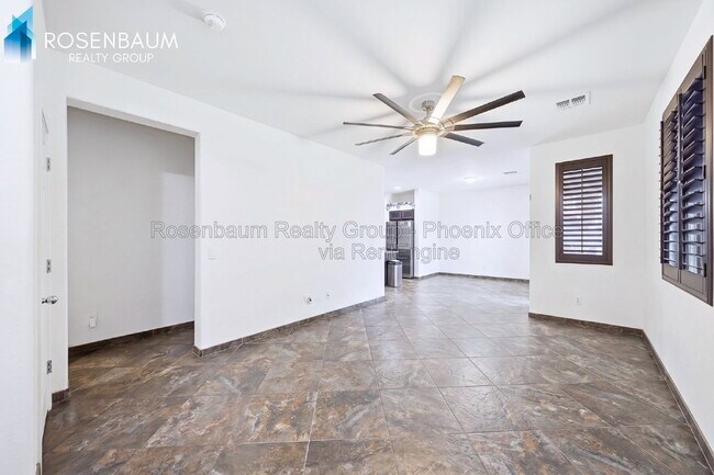 9336 S 33rd Dr Phoenix, AZ 85339 photo 5