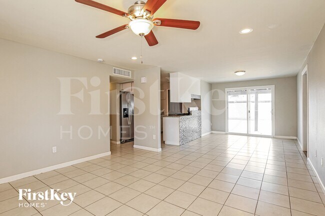 14049 N 37th Way Phoenix, AZ 85032 photo 4
