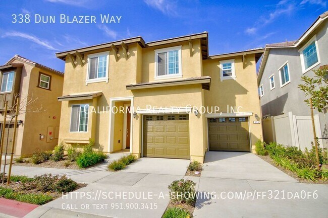 338 Dun Blazer Wy Fallbrook, CA 92028 photo 2