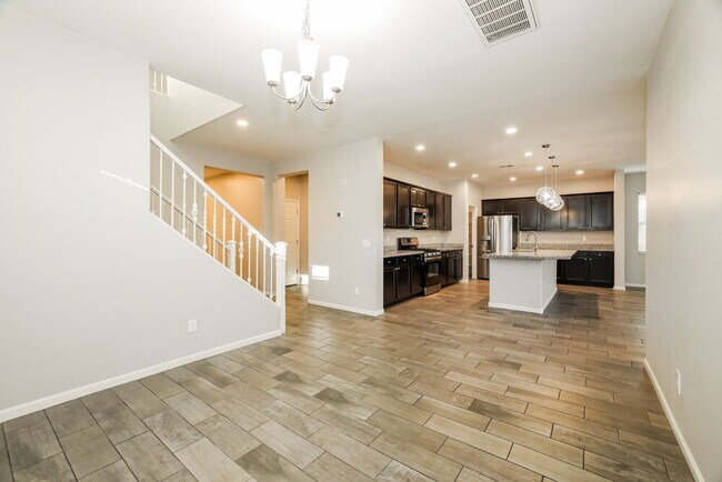 12125 W Remuda Dr Peoria, AZ 85383 photo 5