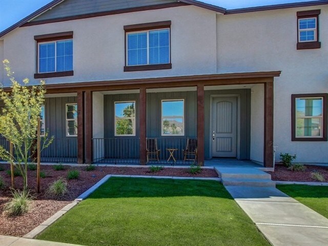 20789 W Thomas Rd photo 2