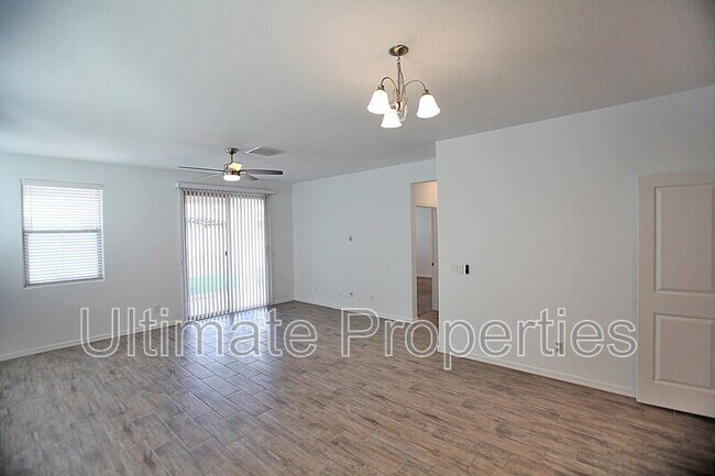 12624 W Nogales Dr Sun City West, AZ 85375 photo 5