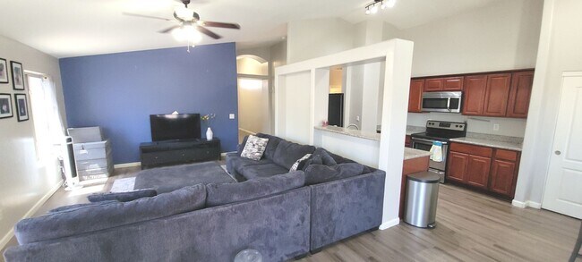 861 N Concord St Gilbert, AZ 85234 photo 4