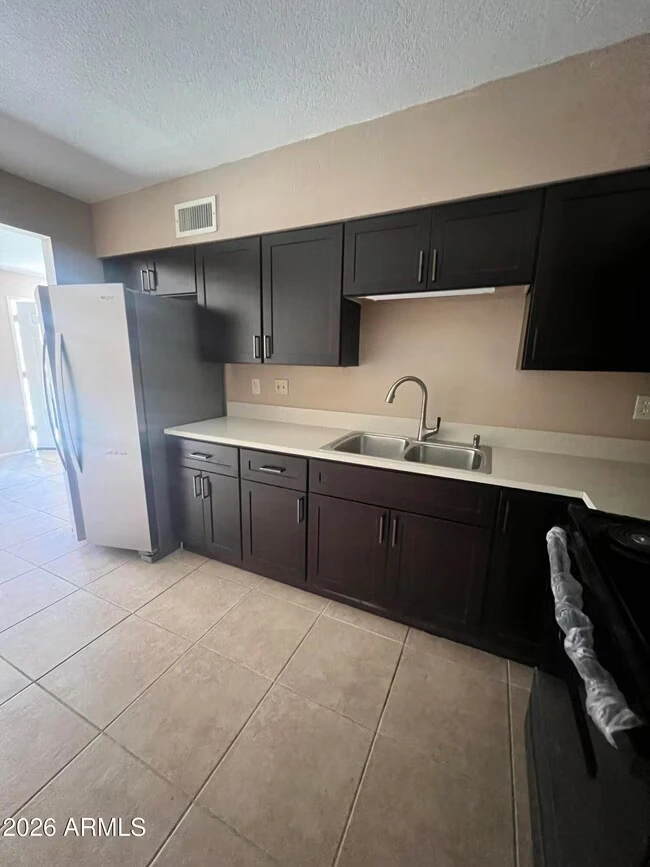 440 N Lesueur Mesa, AZ 85203 photo 3