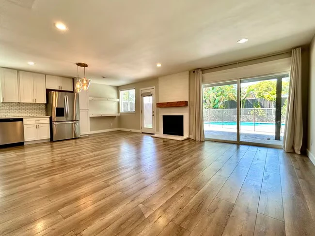 4780 Aberdeen St San Diego, CA 92117 photo 3