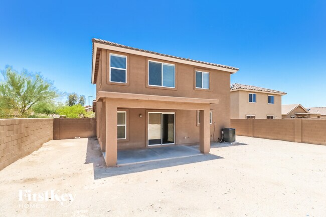 22238 W Moonlight Path Buckeye, AZ 85326 photo 3