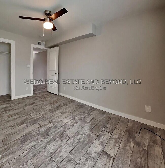 1302 E Vista Ave Phoenix, AZ 85020 photo 5