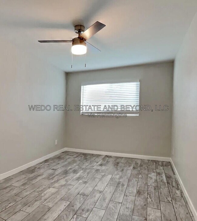 1302 E Vista Ave Phoenix, AZ 85020 photo 4