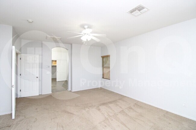 5018 W St Kateri Dr Phoenix, AZ 85339 photo 5