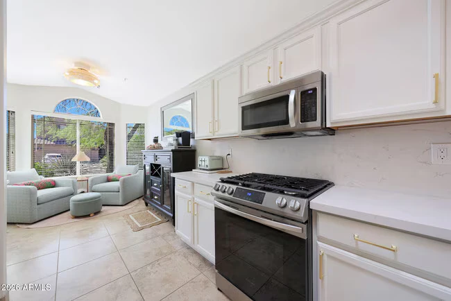 10392 E Penstamin Dr Scottsdale, AZ 85255 photo 4