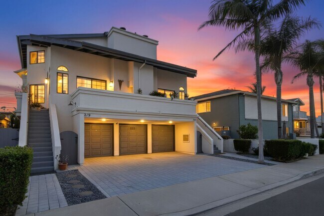 217 Elm Ave Imperial Beach, CA 91932