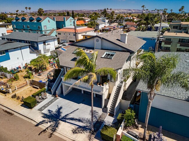 217 Elm Ave Imperial Beach, CA 91932 photo 2