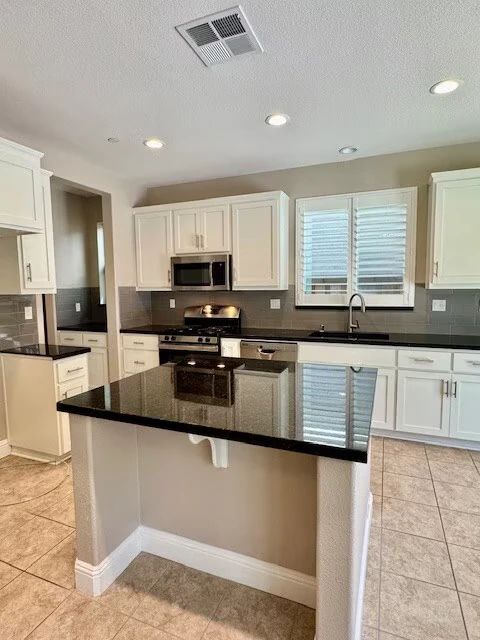 2764 Rio Seco Dr Pittsburg, CA 94565 photo 4