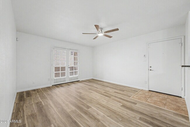 5995 N 78th St Scottsdale, AZ 85250 photo 3