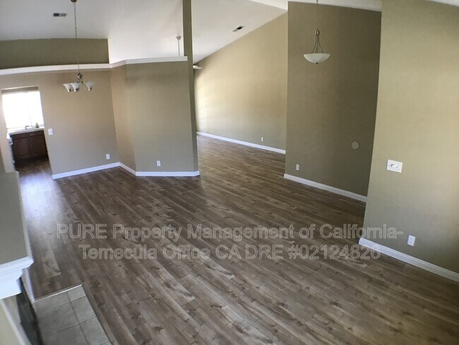 31142 Saho Ct Temecula, CA 92592 photo 4